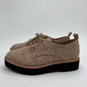 Eileen Fisher Beige Wool Lace-Up Platform Flats